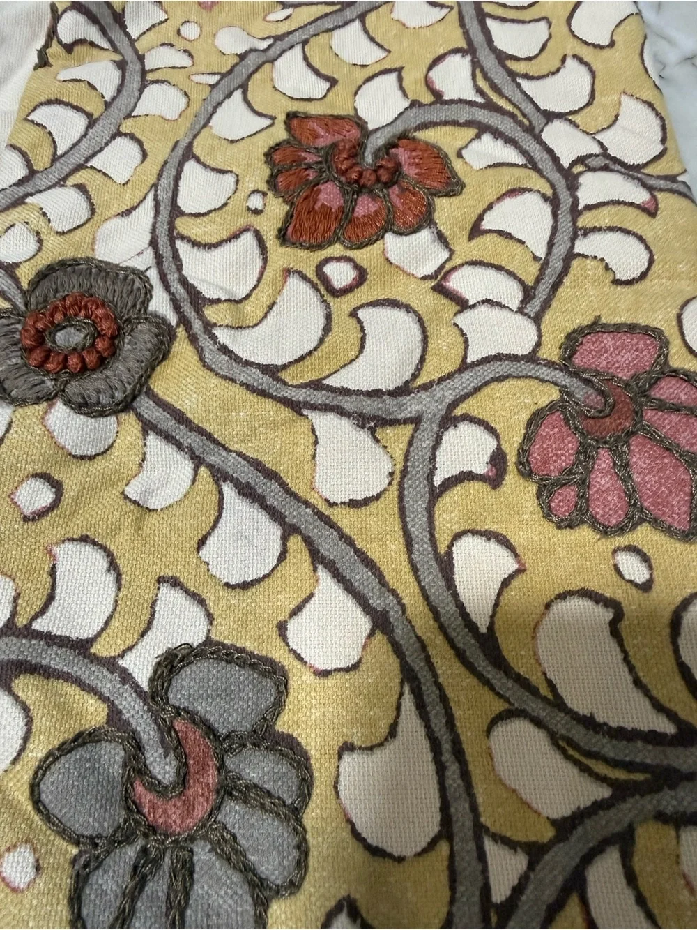 Pottery Barn Geena Medallion EMBROIDERED Pillow Cover Set of Two 20x20